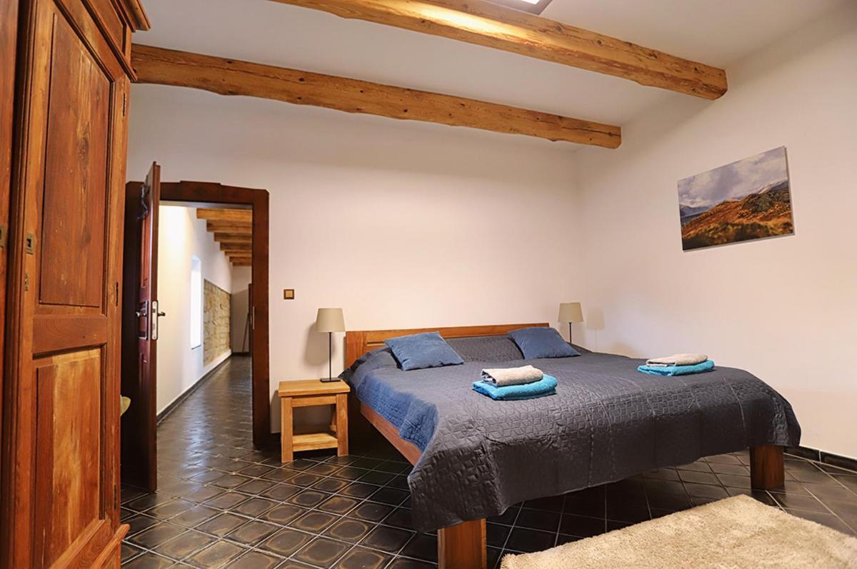 Clearpoint Apartment Horovicky Bagian luar foto